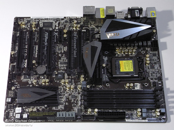  ASRock Z68 Extreme7 плата 