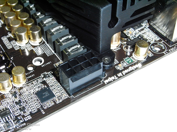  ASRock Z68 Extreme7 разъем питания 